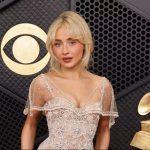 Sabrina Carpenter vence enquete e é eleita a mais bem vestida do Grammy 2026
